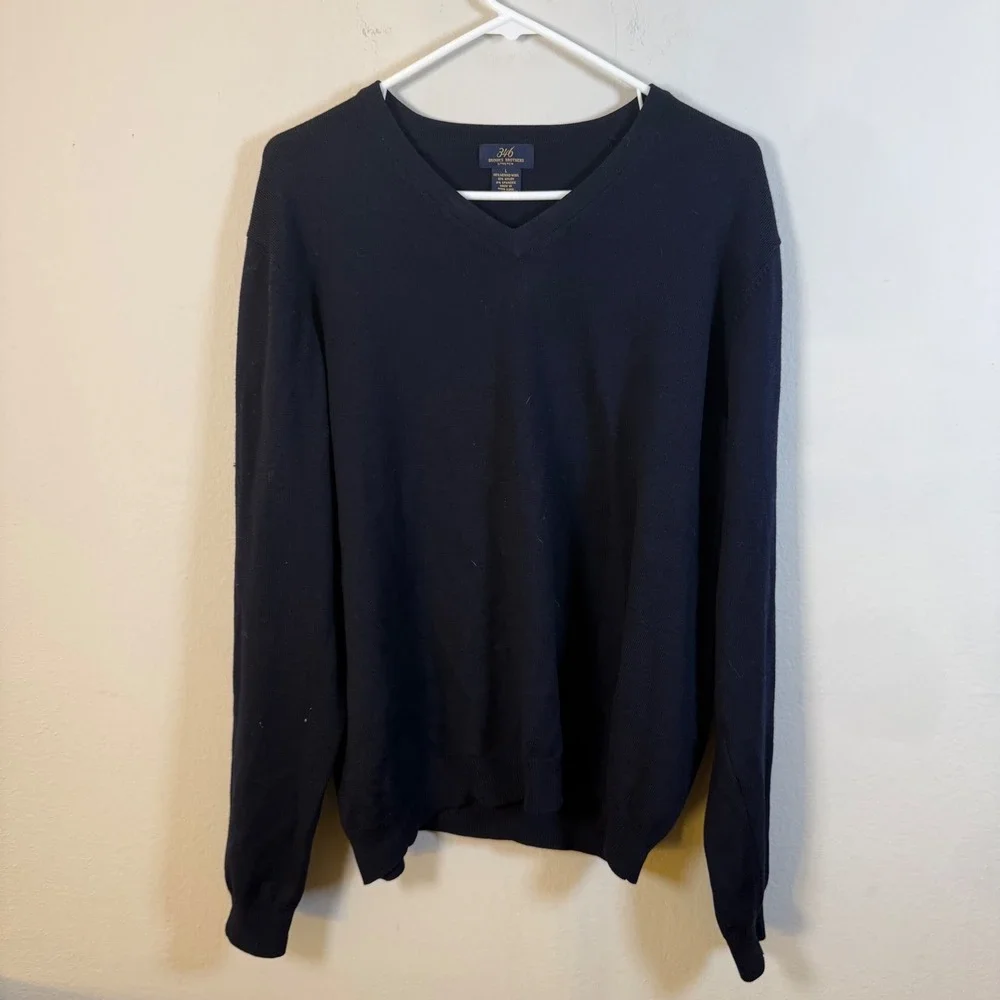 Brooks Brothers 346 Mens Navy Blue Merino Wool Blend Stretch V-Neck Sweater L